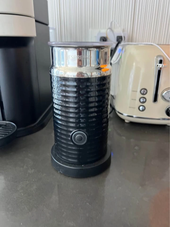 Coffee Machine: Vertuo Next White & FREE Aeroccino - photo 4