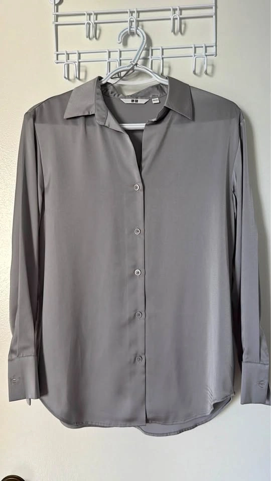 Uniqlo Rayon Blouse XS