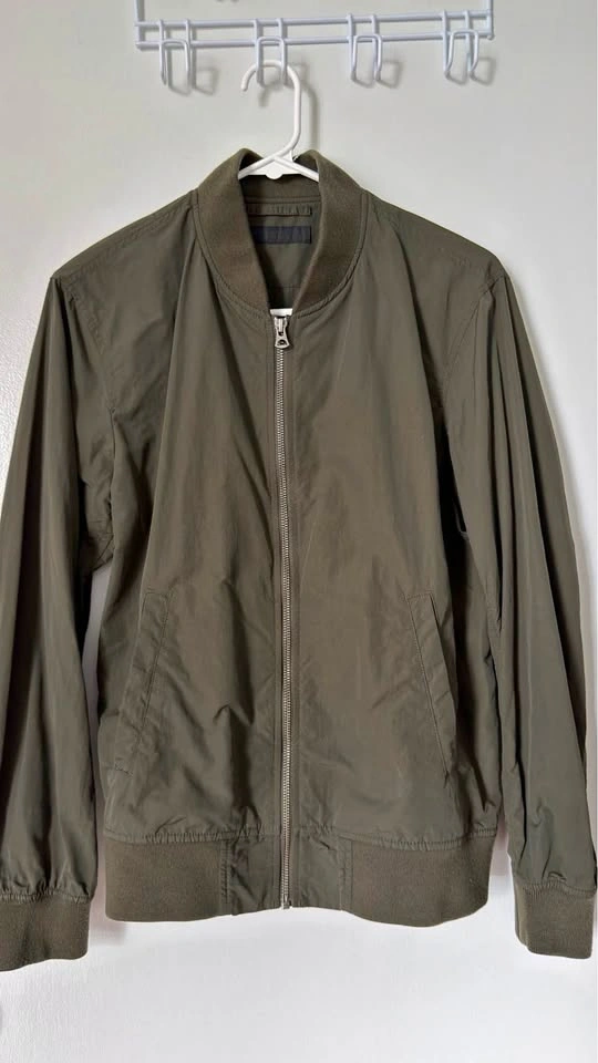Uniqlo Men’s Jacket size S