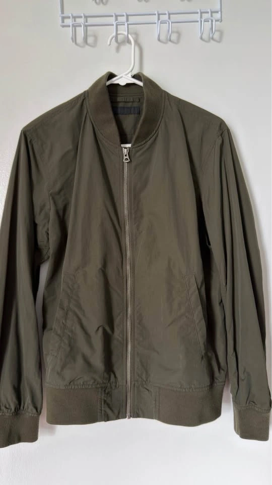 Uniqlo Men’s Jacket size S - photo 2