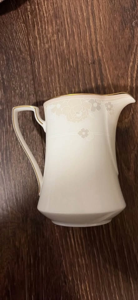 Noritake Turtle Bay Fine China Creamer Pitcher - photo 3