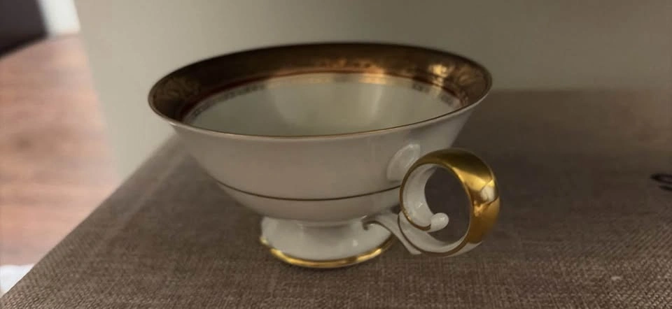 Vintage Tirschenreuth Bavaria Porcelain Teacup with Gold Trim - photo 4