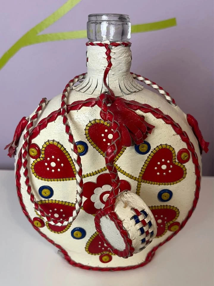 Vintage Yugoslavia White Leather Braided Glass Decanter Flask - photo 3