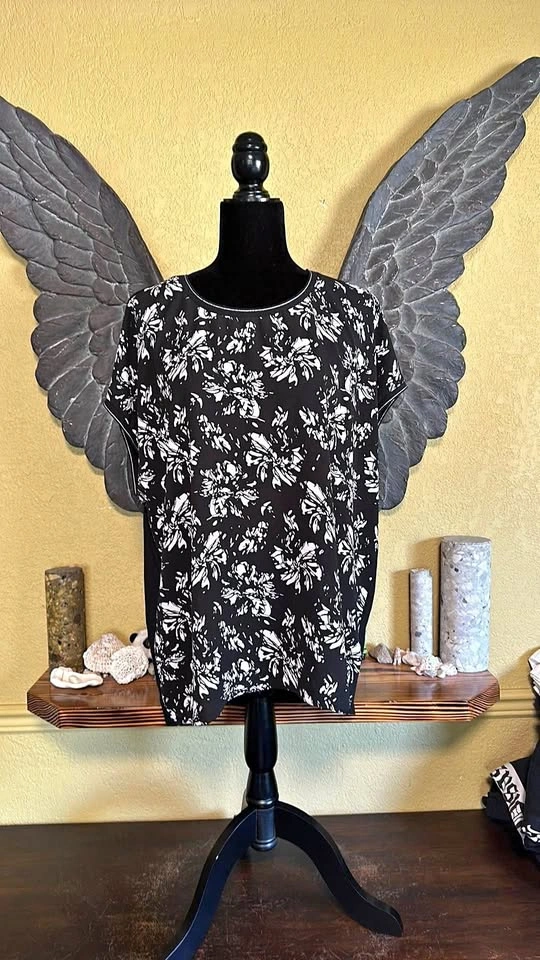 Tribal floral tee shirt