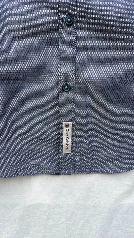 Calvin Klein Dress Shirt - photo 2