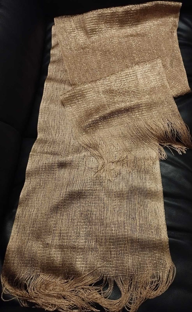 New gold shawl - photo 3