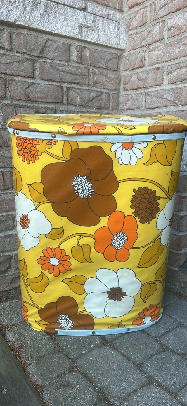 Vintage Floral Laundry Hamper