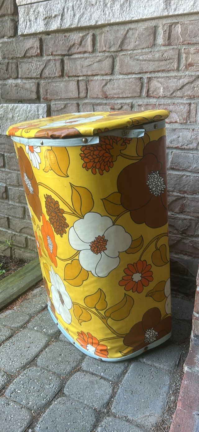Vintage Floral Laundry Hamper - photo 3