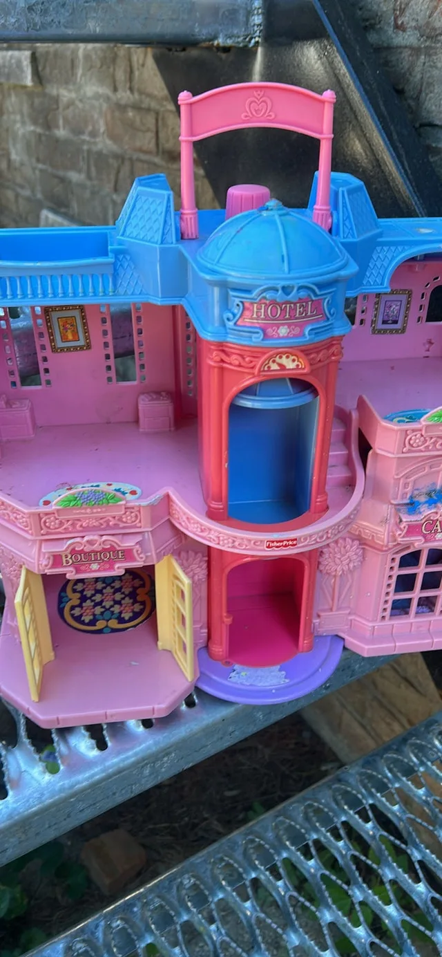 Fisher-Price Dollhouse - photo 2