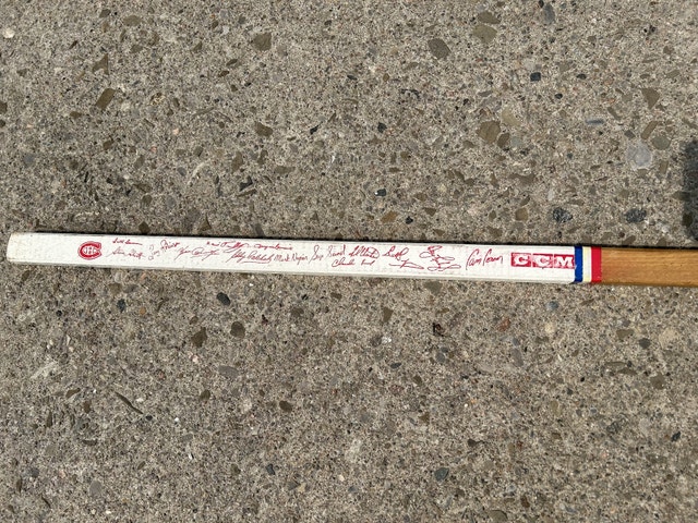 VINTAGE CCM MONTREAL CANADIANS MINI HOCKEY STICK - AUTOGRAPHED - photo 2