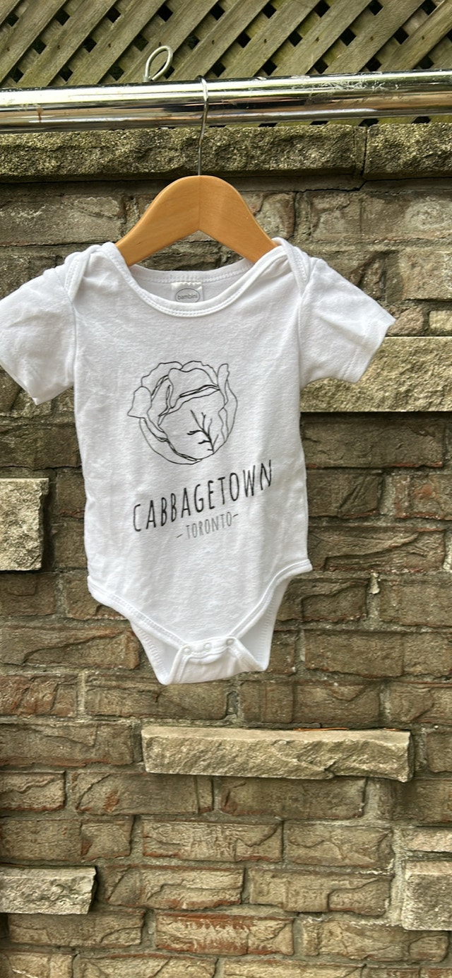 Cabbagetown Toronto White Cotton Onesie - 6M