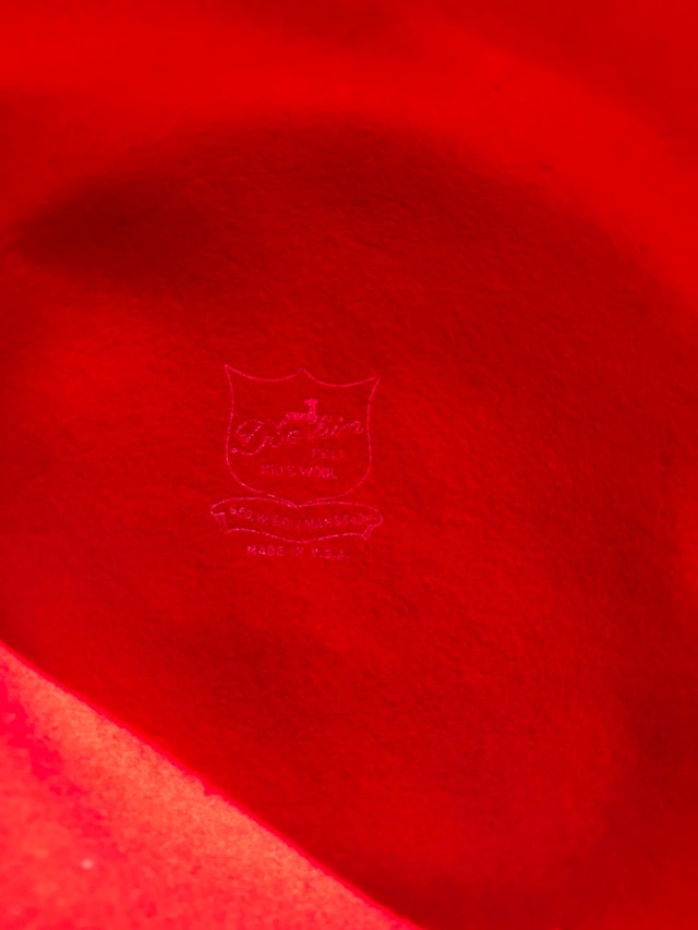 Doeshin Felt Red Hat - photo 3