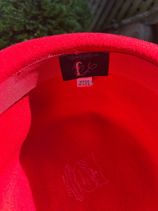 Doeshin Felt Red Hat - photo 4