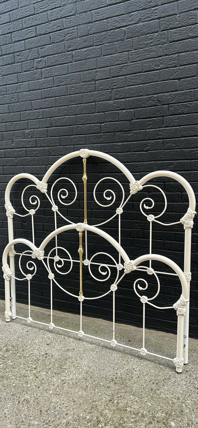 Elliott’s Designs White & Gold Wrought Iron Queen Bedframe