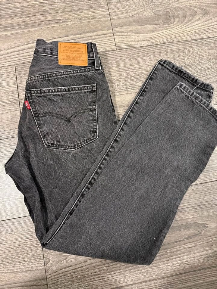 Levi's Middy Straight Jeans Size 26