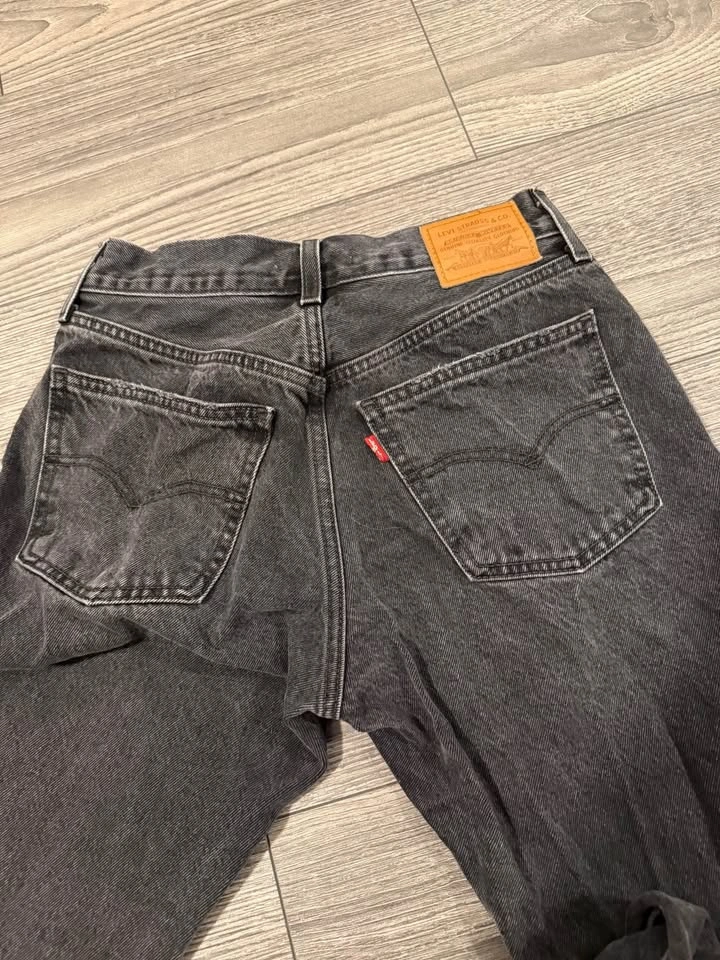 Levi's Middy Straight Jeans Size 26 - photo 4