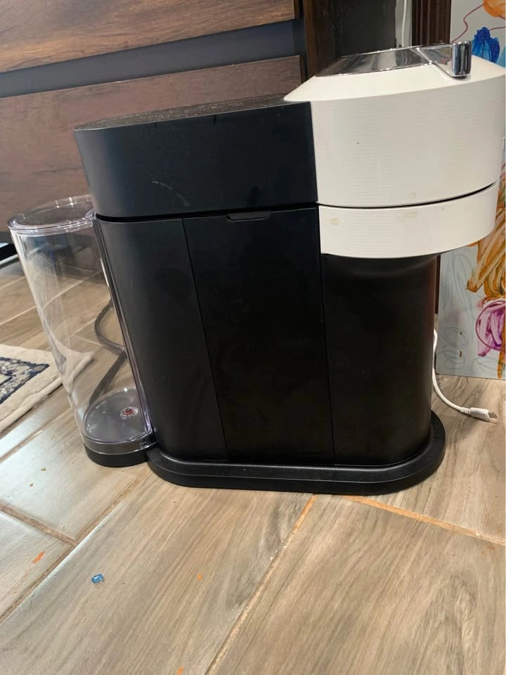 Nespresso Vertuo Next by De'Longhi - photo 3