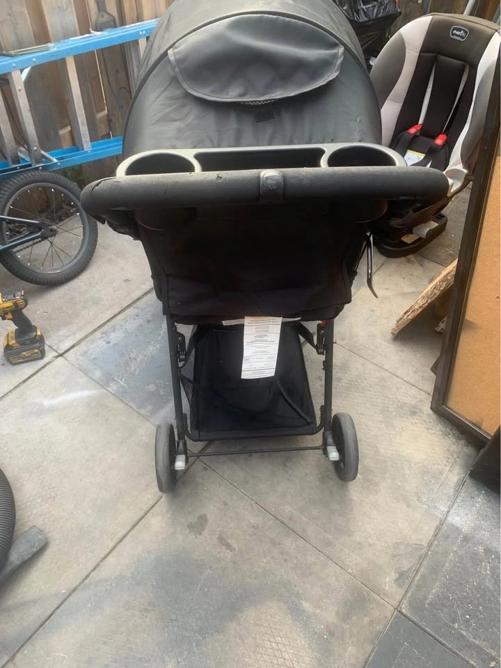 Cosco Baby Stroller - photo 2