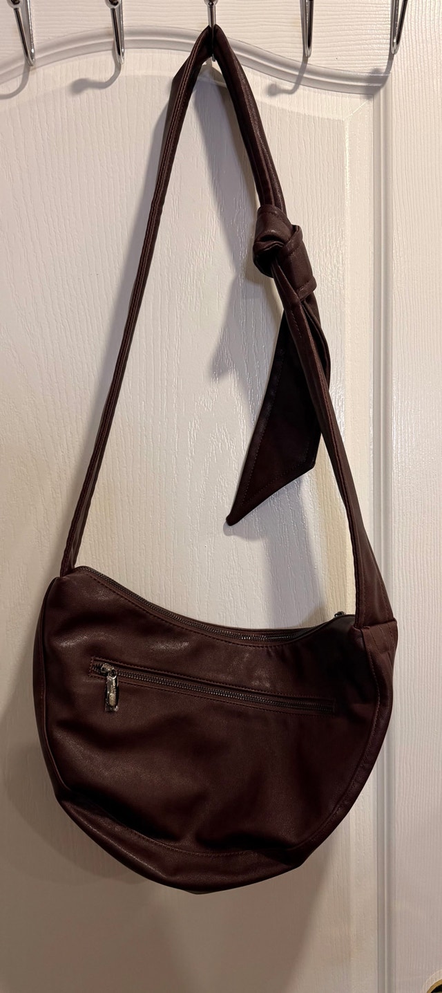 French Connection Burgundy Shoulder Bag - photo 2
