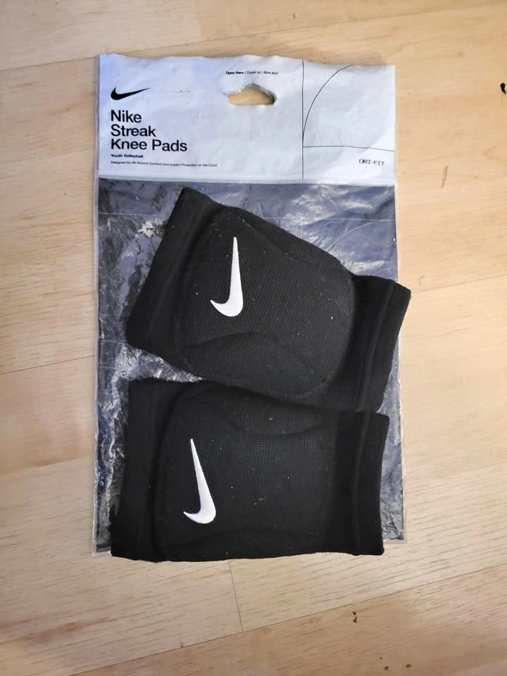 Girl's NIKE Streak Knee Pads Youth volleyball Dri-Fit