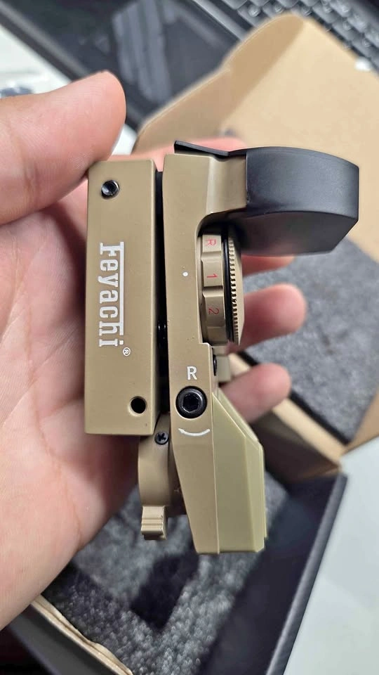 Feyachi RSL-18 Reflex Sight with Integrated Laser