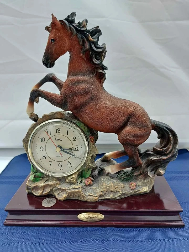 Canadian Wilderness Mantle Horse Clock Figurine