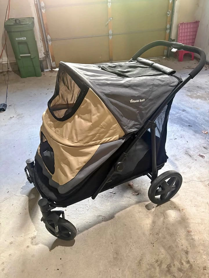 Totoro Ball Dog Stroller for Medium/Large Dogs