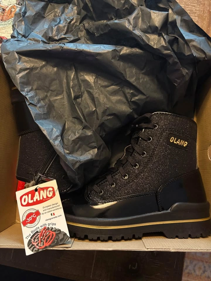Olang Winter Boots BNWT