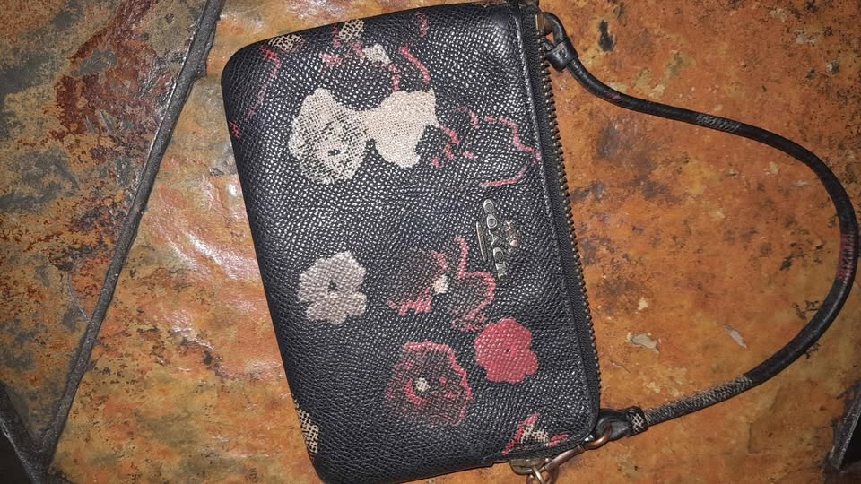 Coach Floral Leather Wristlet - photo 2