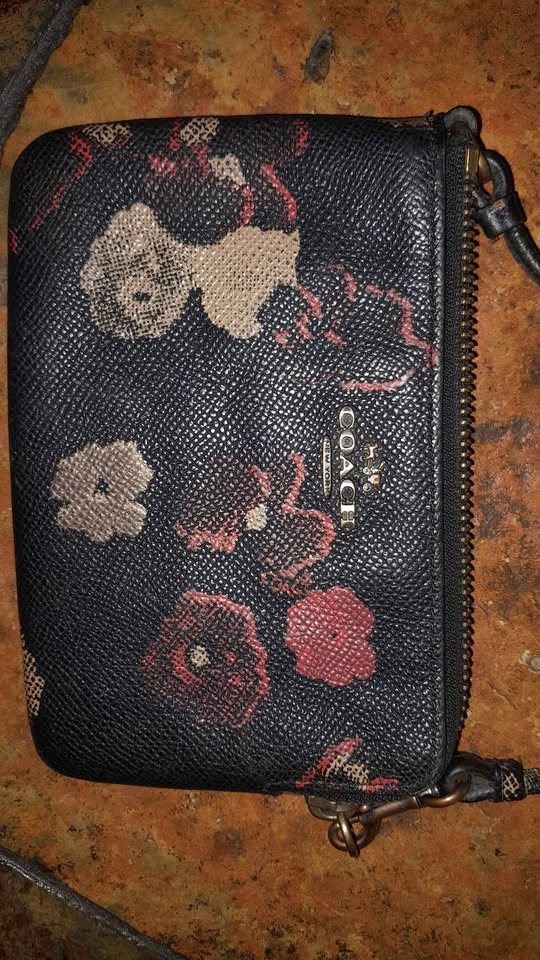 Coach Floral Leather Wristlet - photo 3