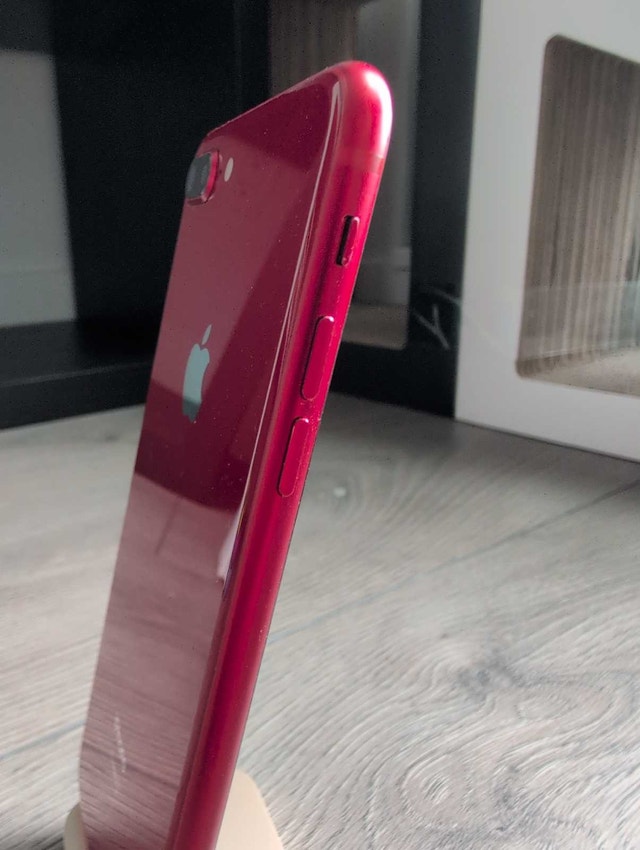 iPhone 8 Plus - PRODUCT RED - photo 2