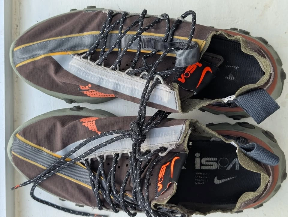 Nike ISPA React running shoes - men's size 8 - photo 2