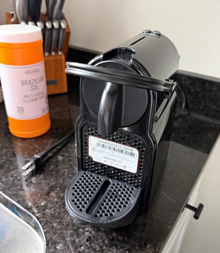 De'Longhi Nespresso Inissia (OriginalLine Pods) - Fully Function - photo 2