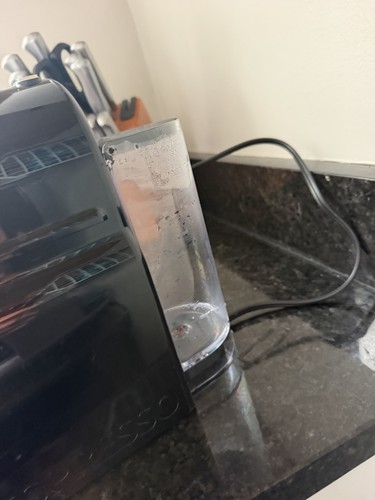 De'Longhi Nespresso Inissia (OriginalLine Pods) - Fully Function - photo 5