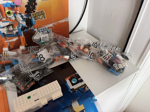 LEGO Boost: Creative Toolbox (17101) - photo 5