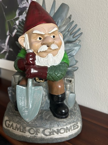 Game of Gnomes Garden Statue – Funny Outdoor Gnome