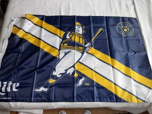Milwaukee Brewers Miller Lite Flag Banner 49"x 29" - photo 2