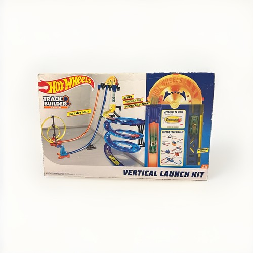 Hot Wheels Vertical Launch Kit Track Builder System GGH70