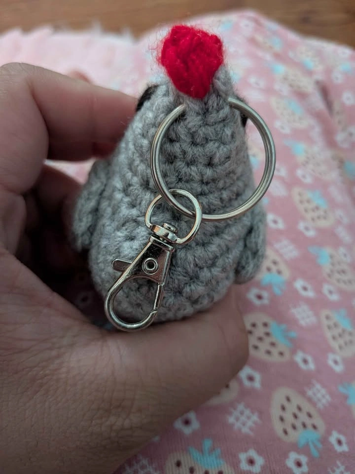 Handmade Crochet Chicken Keychain - photo 3