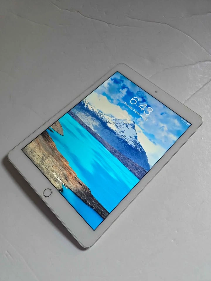 Apple iPad Air (2nd Generation) 'Space Grey' 64GB - photo 2