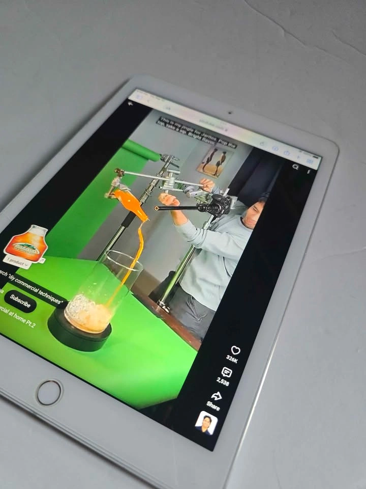 Apple iPad Air (2nd Generation) 'Space Grey' 64GB - photo 4