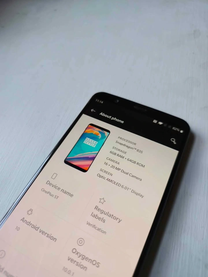 OnePlus 5T 'Midnight Black' 64GB Dual-Sim Unlocked - photo 3