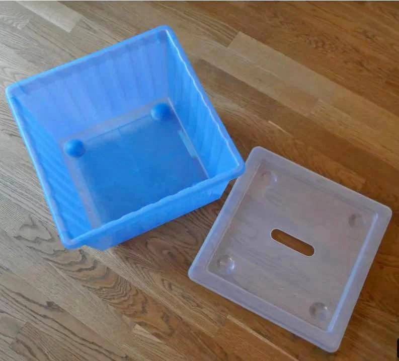 IKEA Vessla toy box with lid