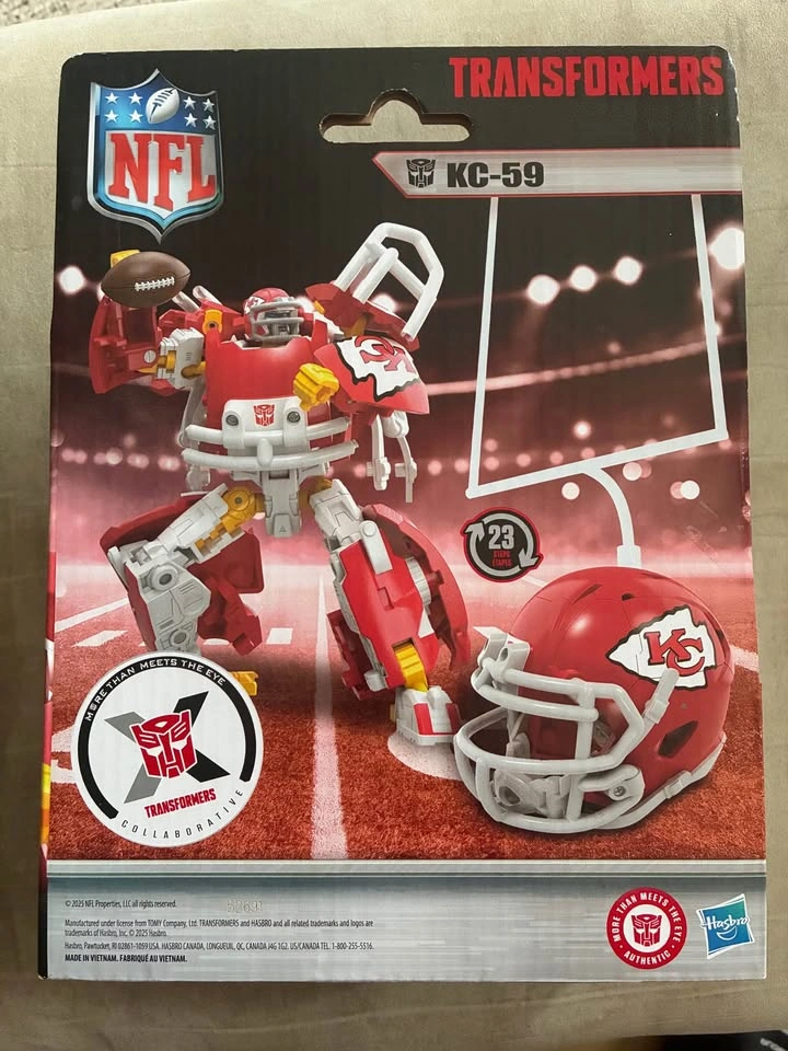 Hasbro Transformers x NFL Collaborative: Kansas City Chiefs KC-5 - photo 2