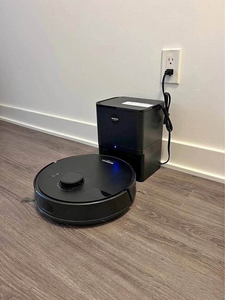 MONSGA Robot Vacuum Cleaner with Charging Station & Accessories