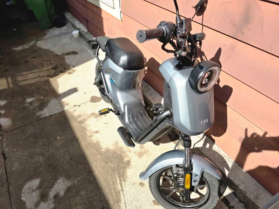 NIU Electric Scooter - photo 2