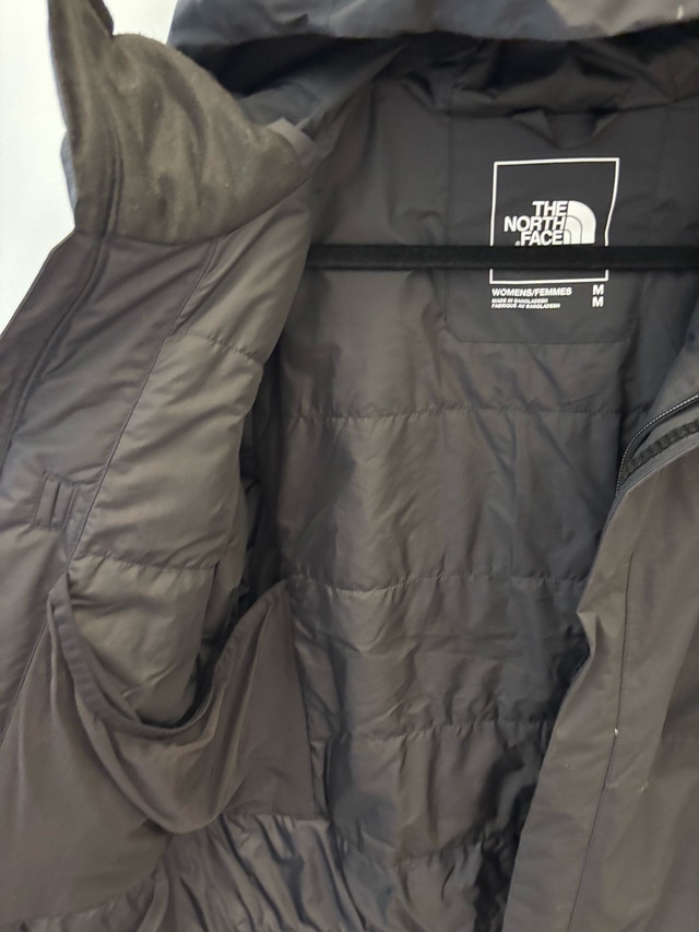 The North Face Women's Jacket - photo 3