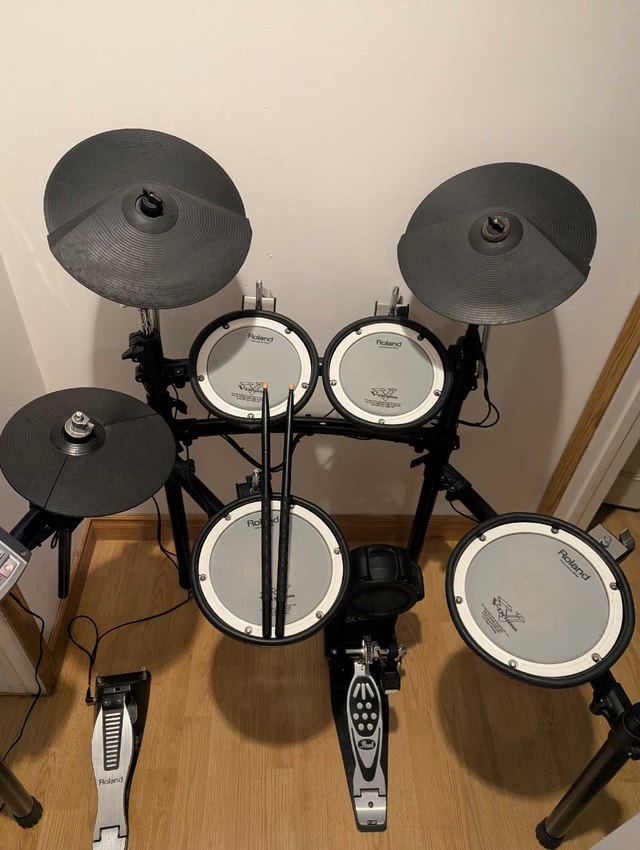 Roland TD15 electronic drum set - photo 2