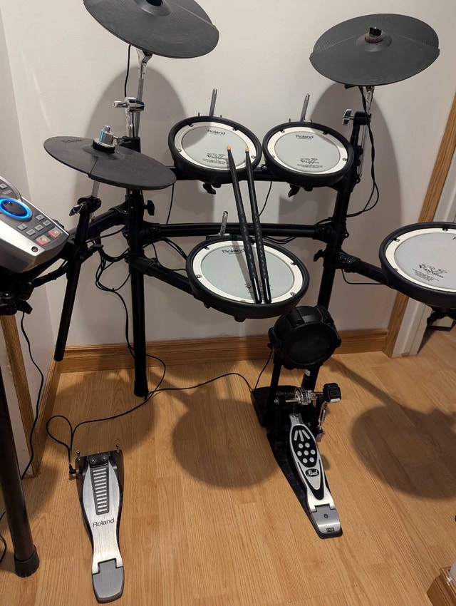 Roland TD15 electronic drum set - photo 4