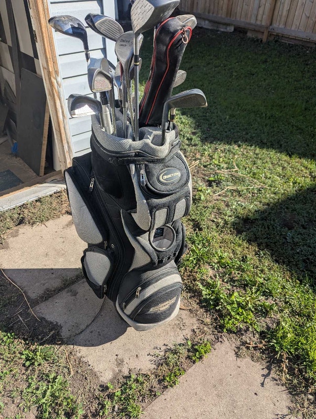 Golf bag and clubs set